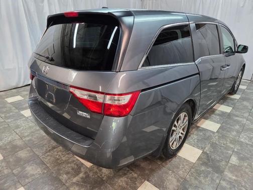 Polished Metal Metallic 2012 Honda Odyssey EX-L