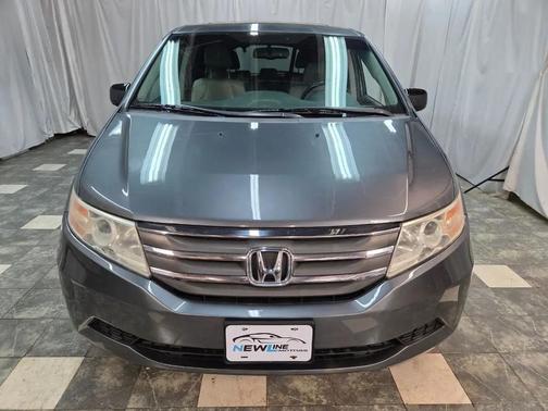 Polished Metal Metallic 2012 Honda Odyssey EX-L