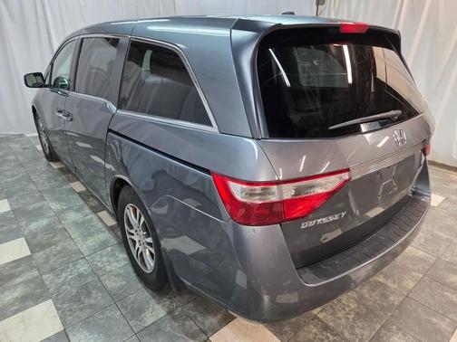 Polished Metal Metallic 2012 Honda Odyssey EX-L