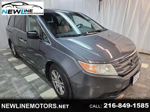 Polished Metal Metallic 2012 Honda Odyssey EX-L
