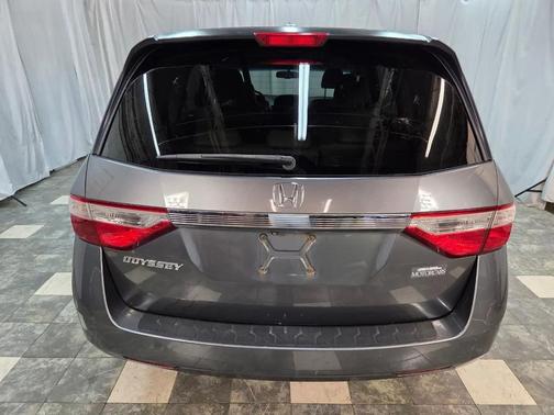 Polished Metal Metallic 2012 Honda Odyssey EX-L