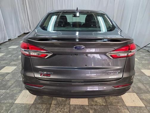 Magnetic Metallic 2019 Ford Fusion Hybrid Titanium