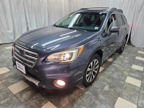 Gray 2017 Subaru Outback 2.5i Limited