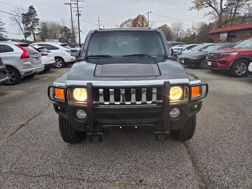 2006 Hummer H3 Base