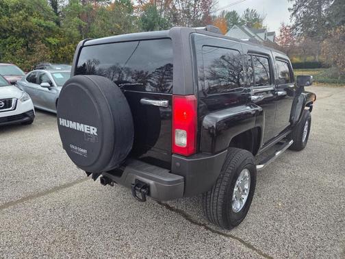 2006 Hummer H3 Base