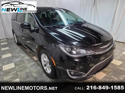 2018 Chrysler Pacifica Touring Plus