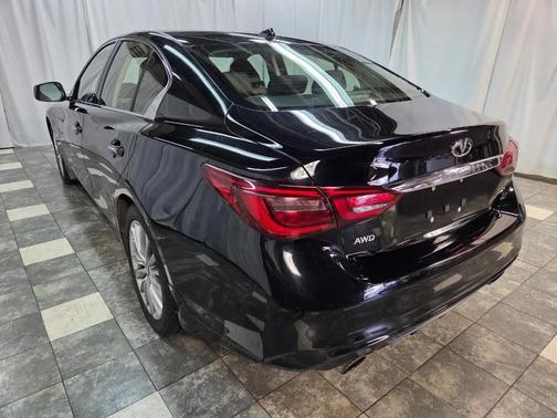 Black 2019 INFINITI Q50 3.0t LUXE