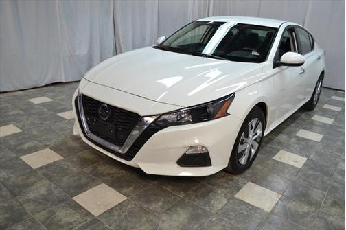 2022 Nissan Altima S FWD