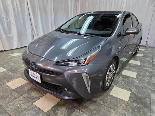 2021 Toyota Prius LE