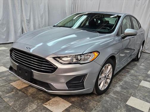 2020 Ford Fusion Hybrid SE