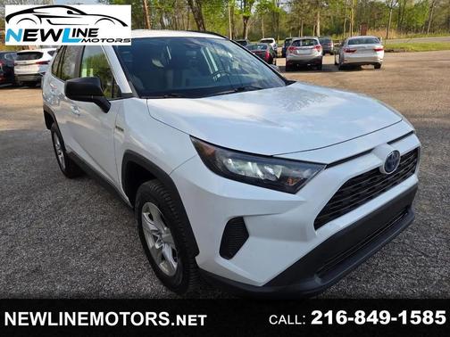 Super White 2021 Toyota RAV4 Hybrid LE