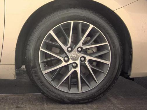 2017 Lexus ES 350 Base