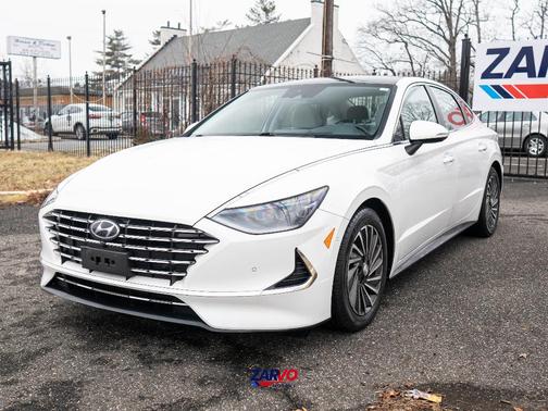 2022 Hyundai SONATA Hybrid Limited