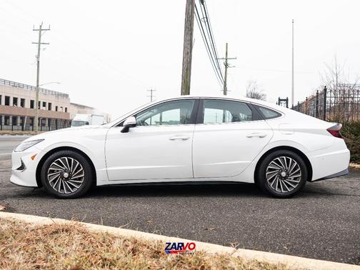 2022 Hyundai SONATA Hybrid Limited