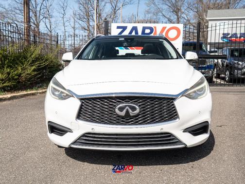 Majestic White 2019 INFINITI QX30 Pure