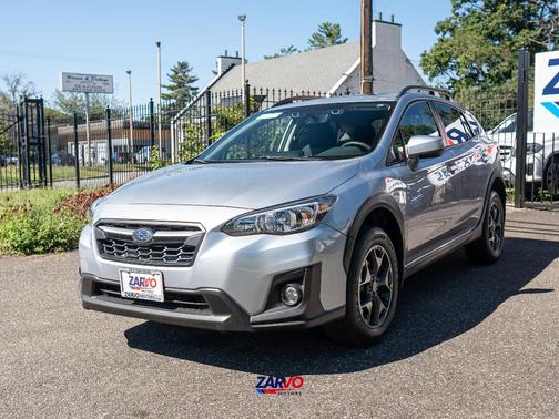 Ice Silver Metallic 2018 Subaru Crosstrek 2.0i Premium