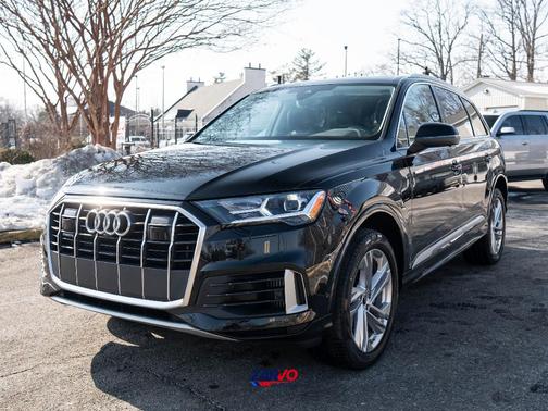 2023 Audi Q7 55 Premium