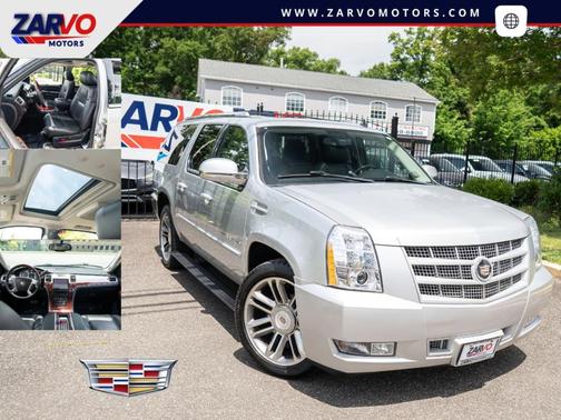 Silver 2014 Cadillac Escalade ESV Premium