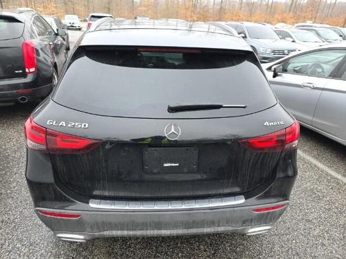 2021 Mercedes-Benz GLA 250 Base 4MATIC