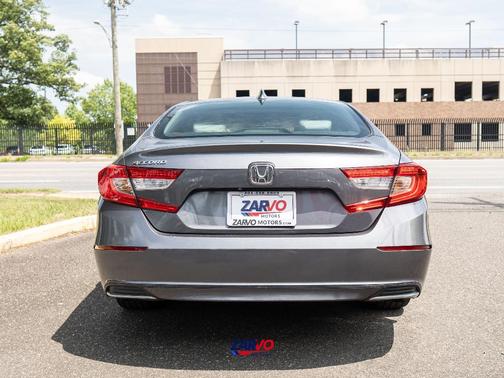 Silver 2018 Honda Accord EX-L