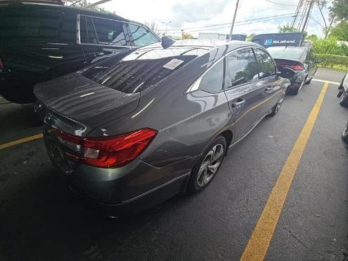 Silver 2018 Honda Accord EX-L