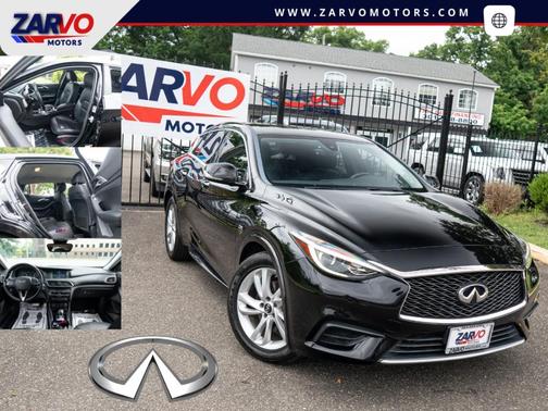 Black 2018 INFINITI QX30