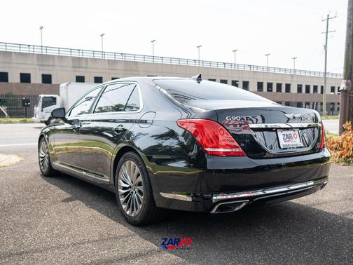 Victoria Black 2018 Genesis G90 3.3T Premium