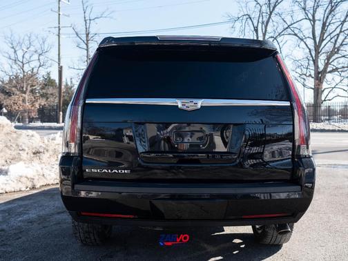 2016 Cadillac Escalade Platinum