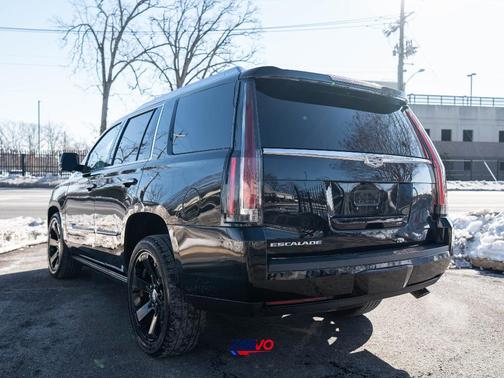 2016 Cadillac Escalade Platinum