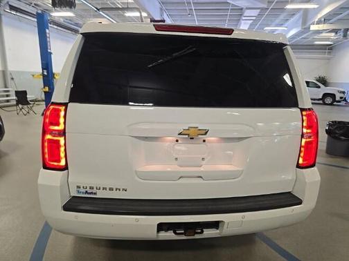 White 2019 Chevrolet Suburban LT