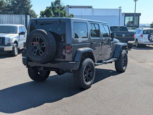 2017 Jeep Wrangler Unlimited Smoky Mountain 4x4