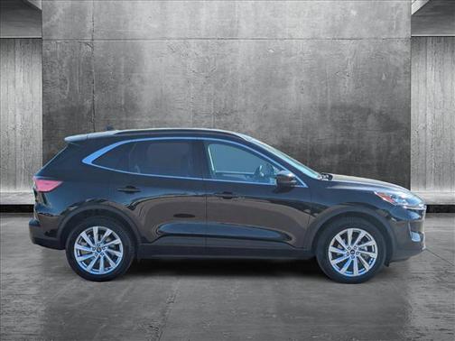 2021 Ford Escape Titanium