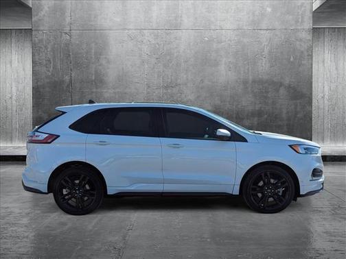 2021 Ford Edge ST