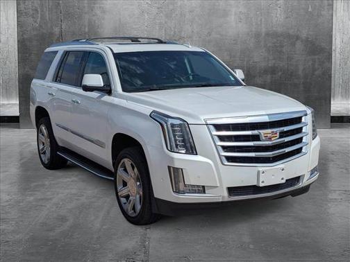2018 Cadillac Escalade Luxury