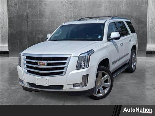 2018 Cadillac Escalade Luxury