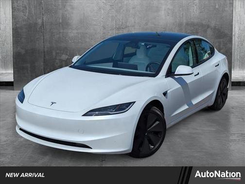 2025 Tesla Model 3 Long Range