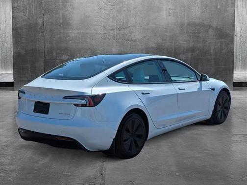 2025 Tesla Model 3 Long Range