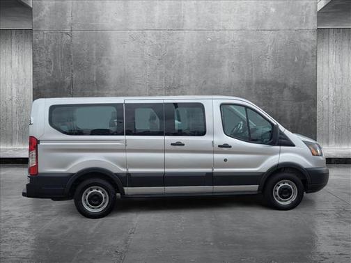 2017 Ford Transit-150 XL