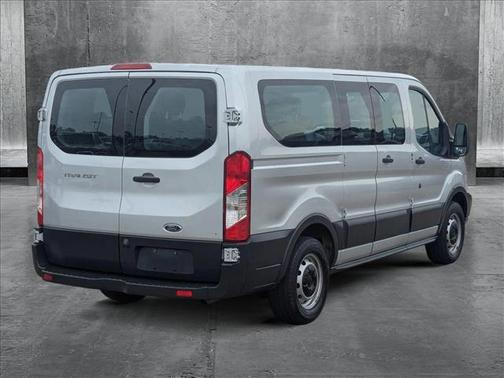 2017 Ford Transit-150 XL
