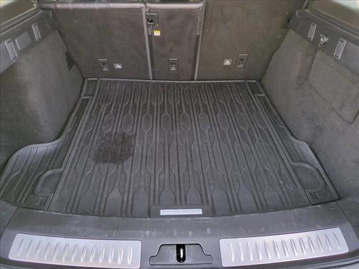 2018 Land Rover Range Rover Velar D180 S