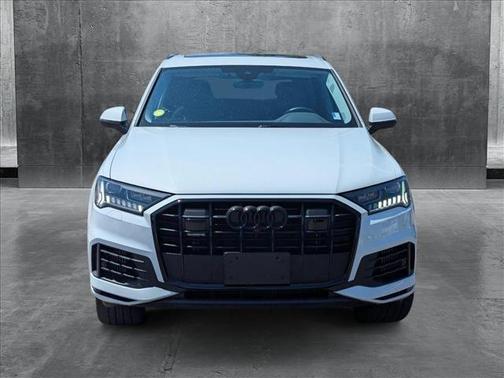 2023 Audi Q7 55 Premium Plus