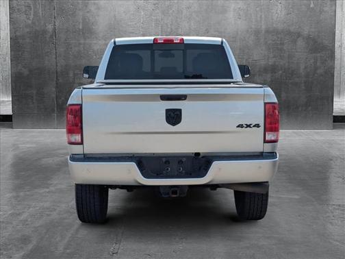 2018 RAM 2500 Big Horn Crew Cab 4x4 6'4' Box
