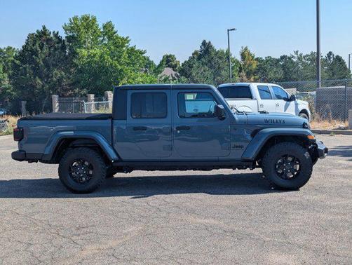 2024 Jeep Gladiator Willys