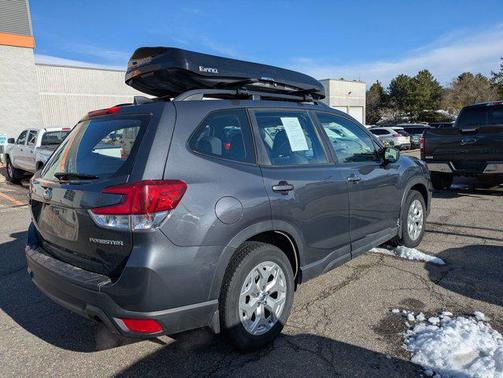 Magnetite Gray Metallic 2020 Subaru Forester Base