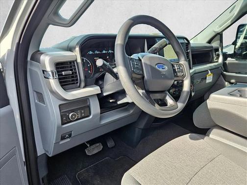 2025 Ford F-250 XL