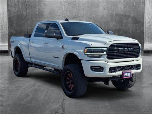 2021 RAM 2500 Laramie Crew Cab 4x4 6'4' Box