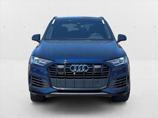 2021 Audi Q7 55 Premium Plus