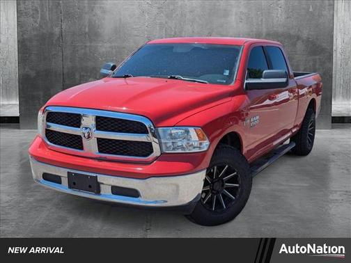 2019 RAM 1500 SLT