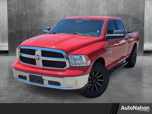 2019 RAM 1500 SLT