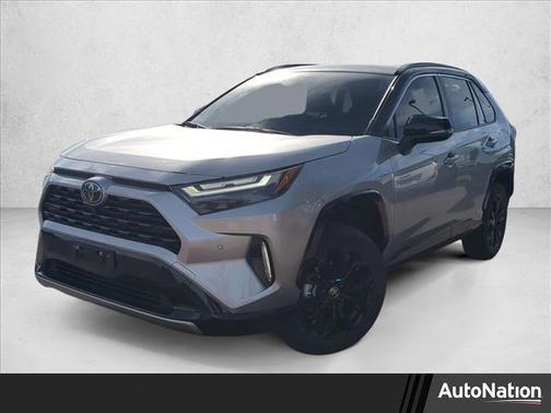 2025 Toyota RAV4 Hybrid SE